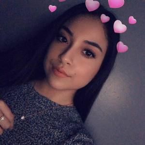 Meet your Posher, Jocelyne